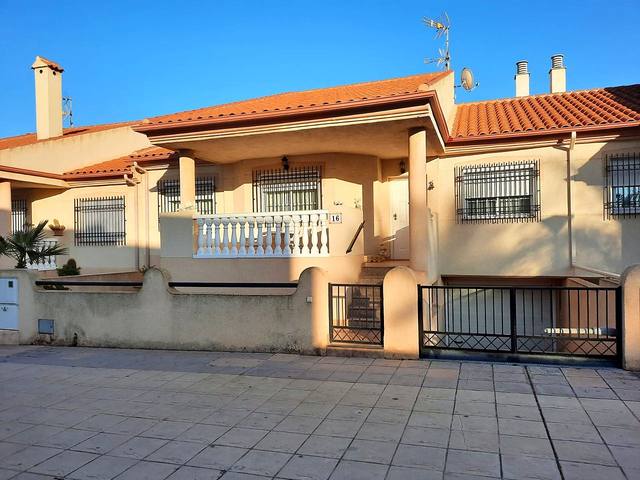 Geräumige Erdgeschosswohnung