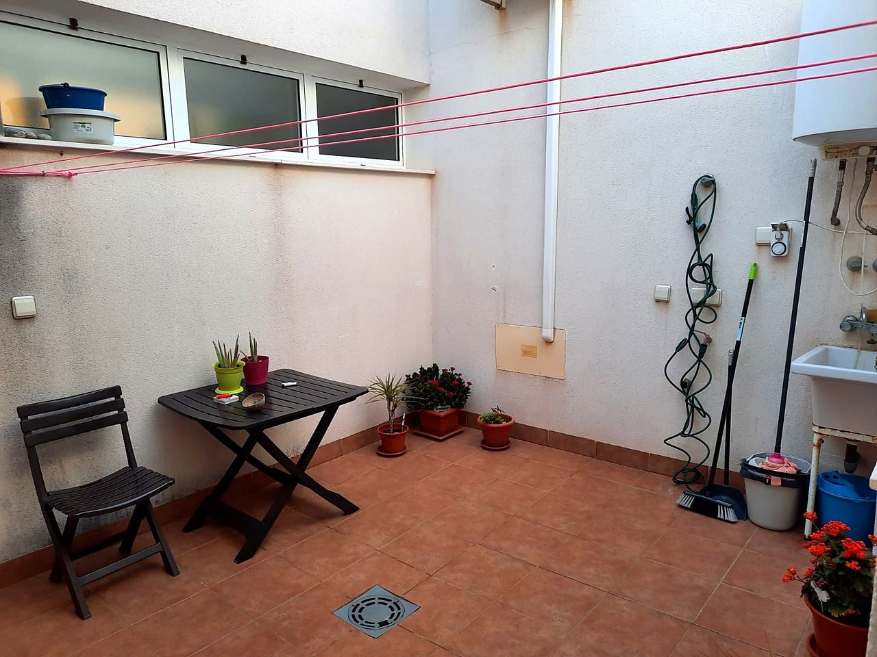 Apartamento com cozinha aberta e garagem – Foto 5
