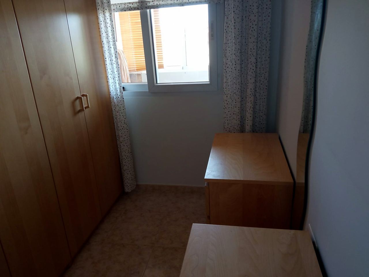 Appartamento al secondo piano con ampio terrazzo – Foto 5