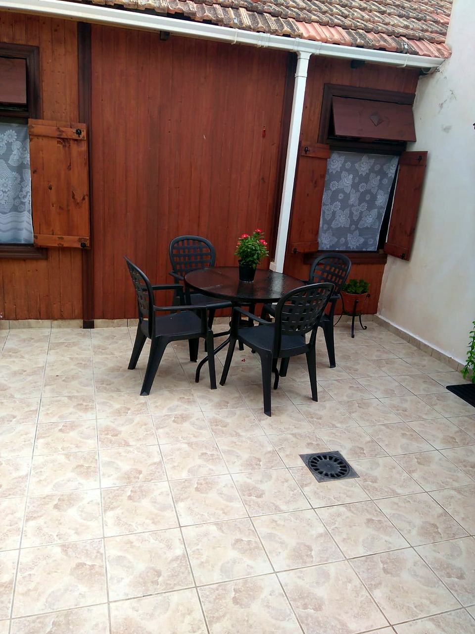Benedenwoning op de eerste lijn van het strand – Foto 5