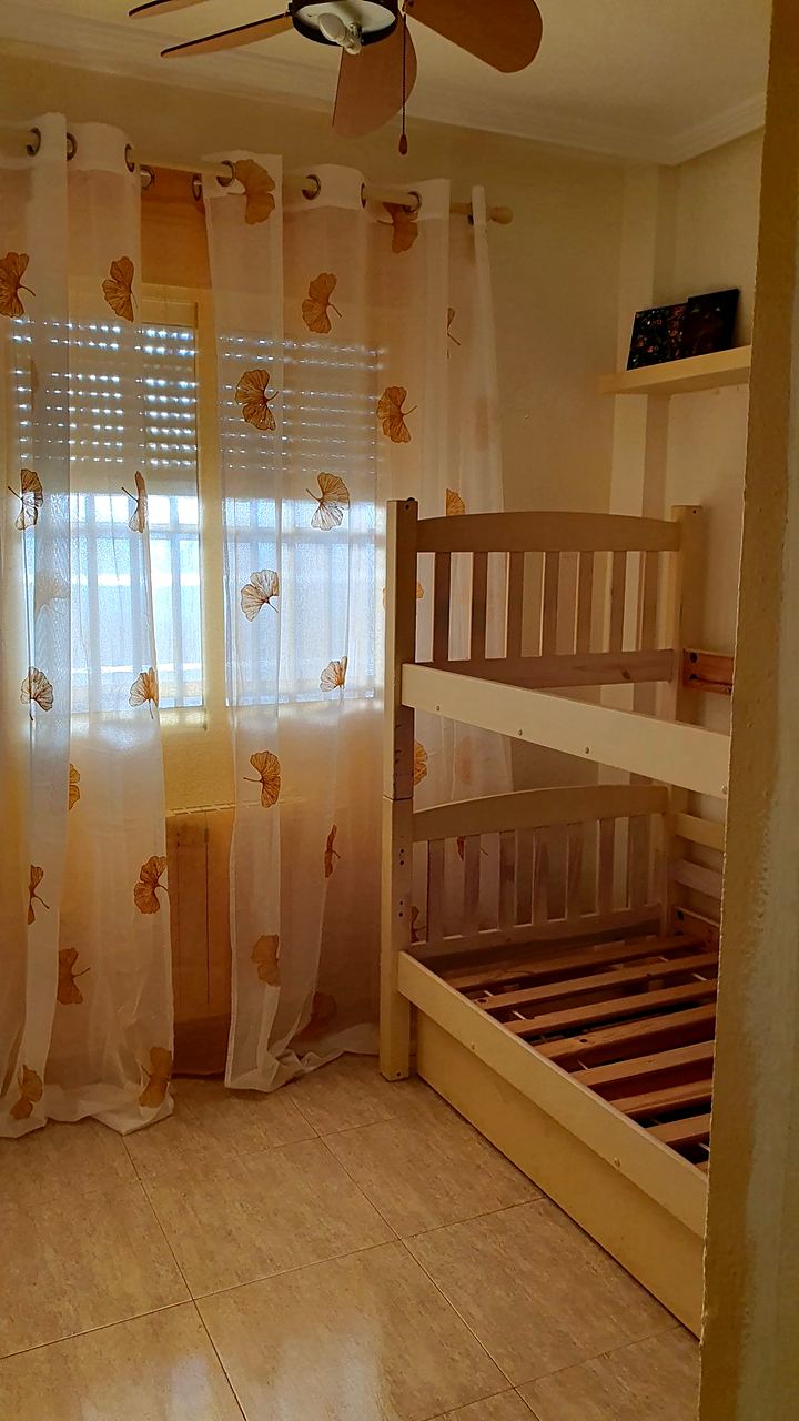 Wohnung in einer Wohnanlage mit Pool – Foto 4